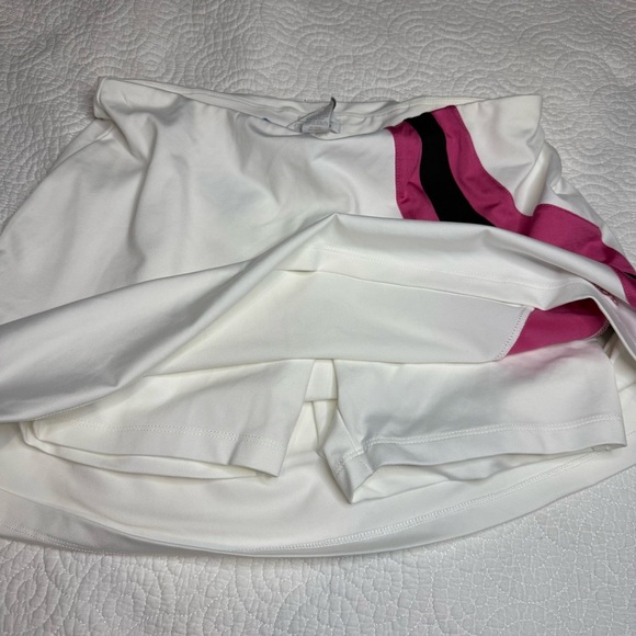 Izod White and Pink Mini Skirt for Casual Wear - Picture 5 of 9